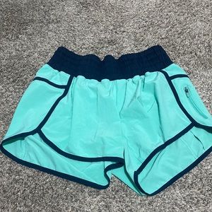 Lululemon tracker shorts